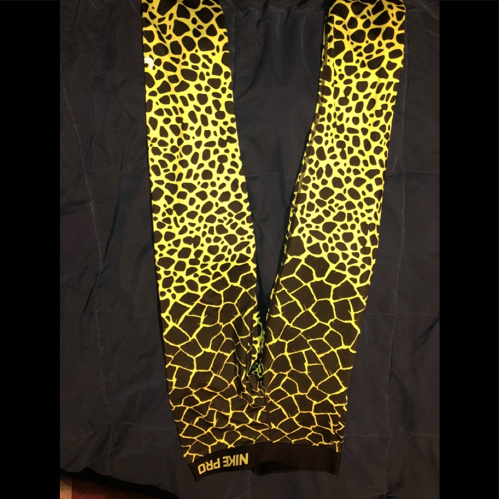 Nike workout leggings